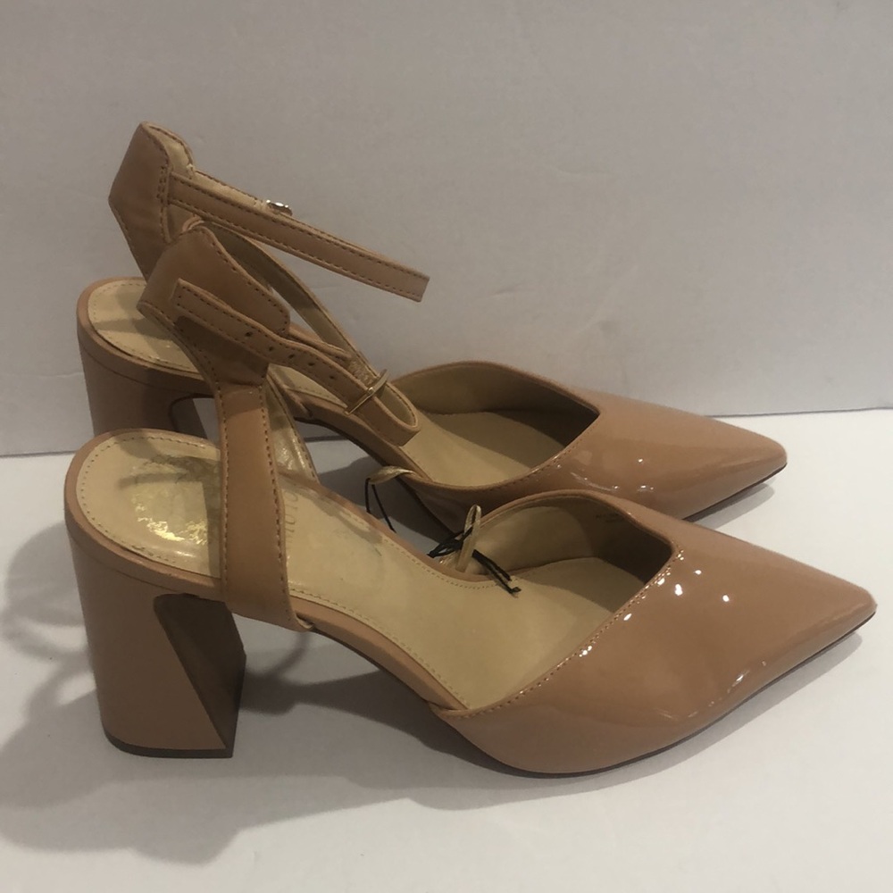 Vince Camuto Ambrei tan‎ patent block heel Sandal heels size 10 brand new - Picture 3 of 15